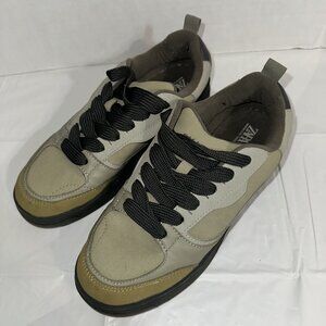 Zara Skate Crew Sneakers Womens 8.5 / Mens 6.5 Beige & Black Shoes 3434/230/032